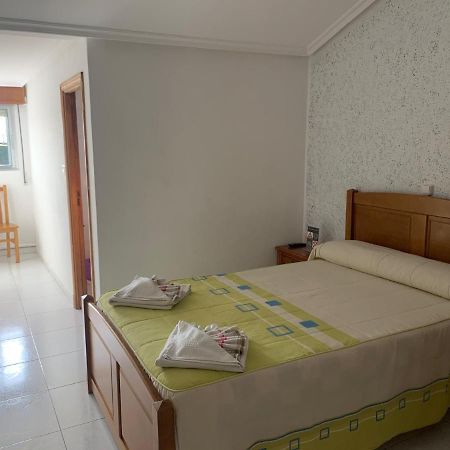 Hostal Sequeiros San Ciprián de Viñas Exterior foto