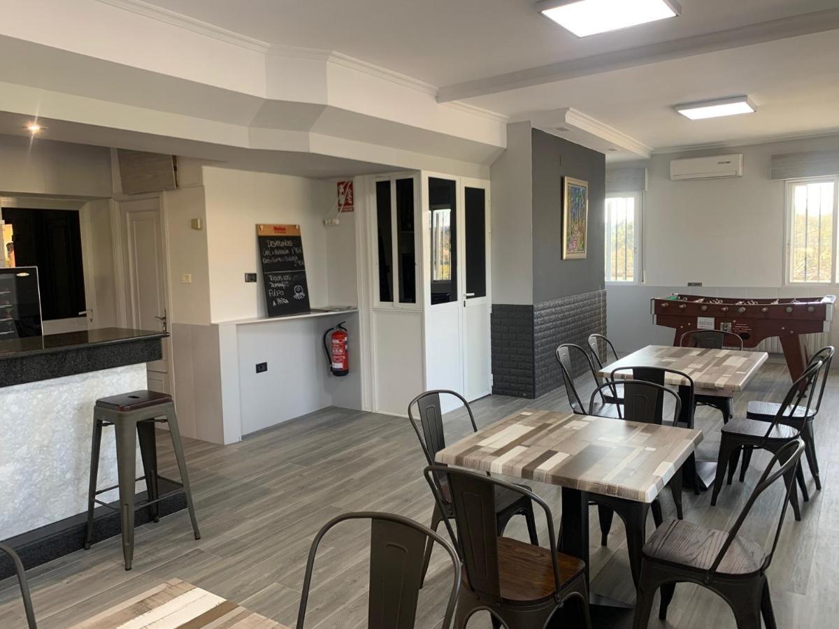 Hostal Sequeiros San Ciprián de Viñas Exterior foto